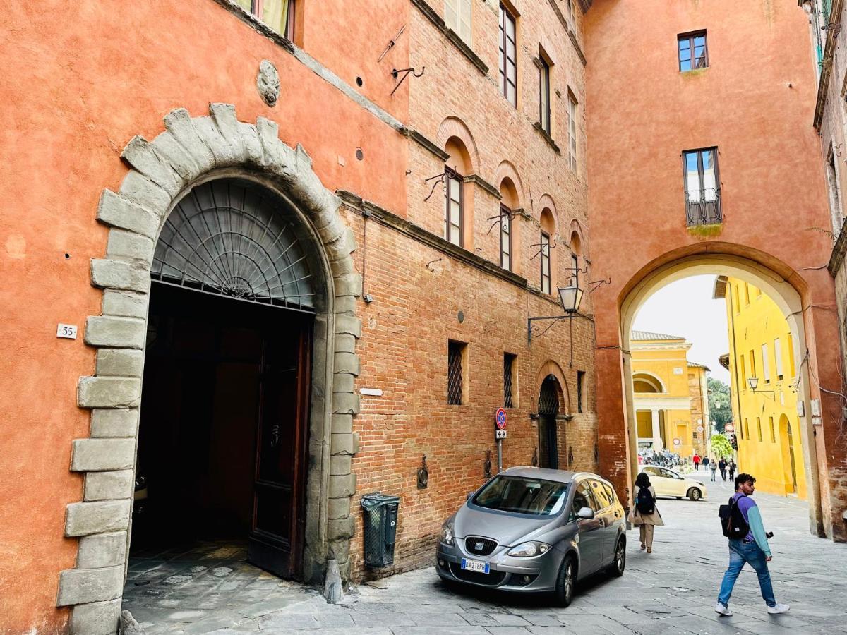 Domus An- Two Bedrooms Apartment -Antique And Historical Home سيينا المظهر الخارجي الصورة